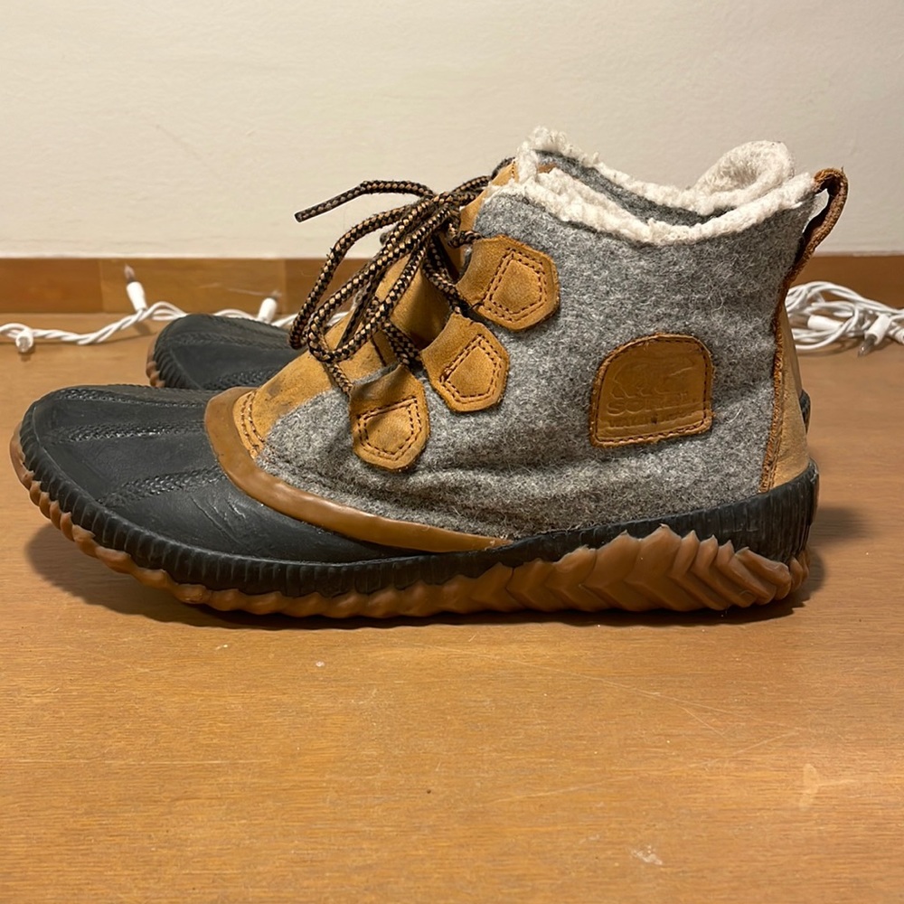 Women’s Sorel Boots Size 8